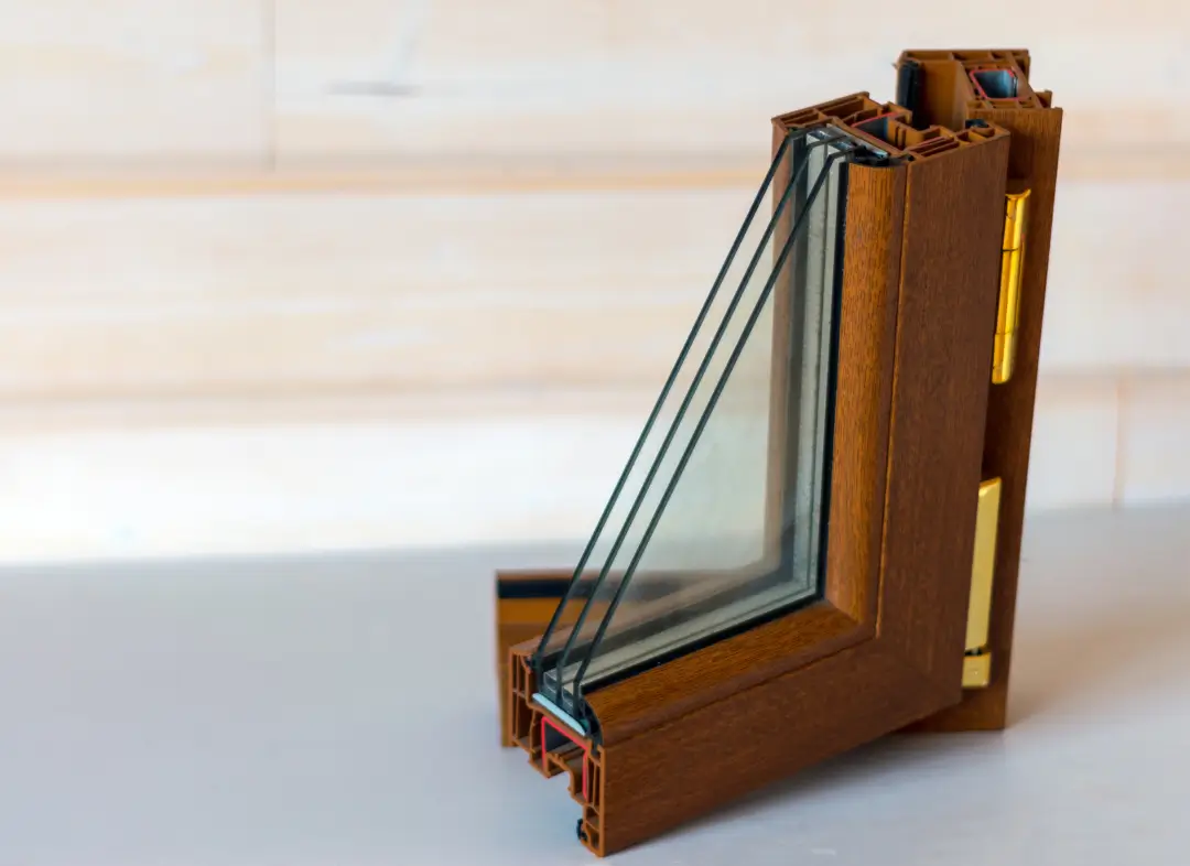 Installation de fenêtre en bois sur mesure Seysses